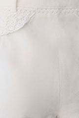 Melody Linen Short With Lace - White